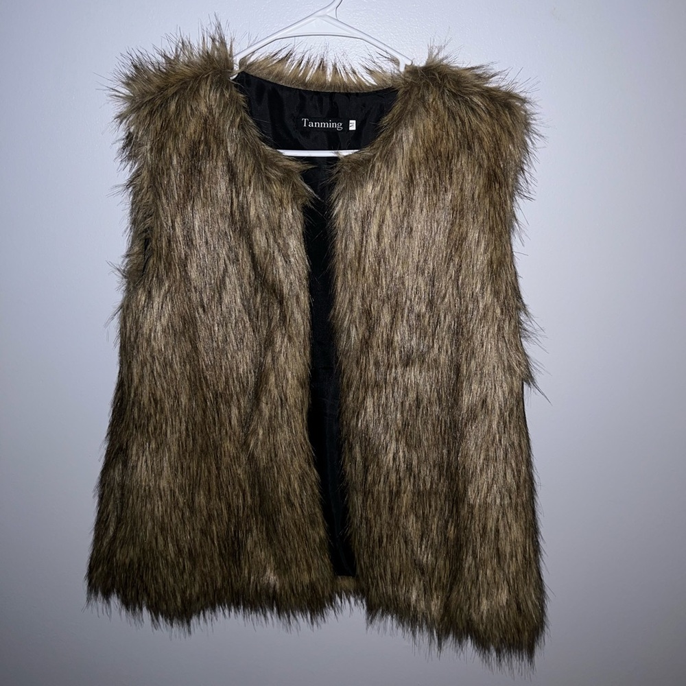 Women’s Tanming Faux Fur Vest